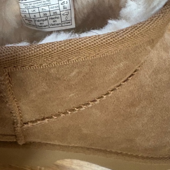 UGG Classic Ultra Mini New Heights Suede Platform Boots - Picture 5 of 13